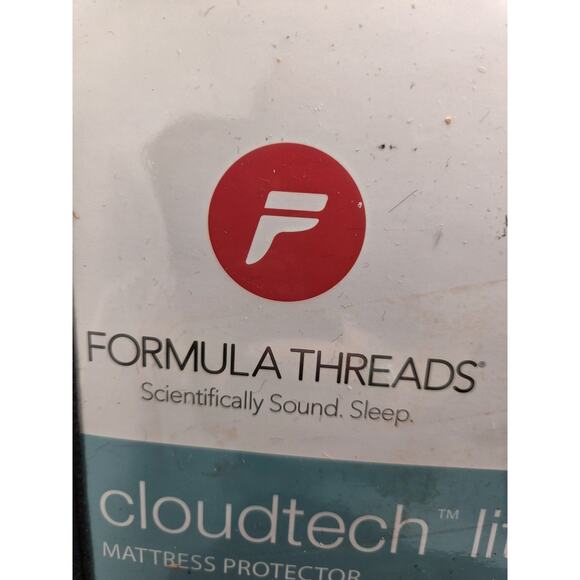 New Formula Threads Cloudtech Lite King Size 76 X 80 Waterproof Allergen Proof - Picture 5 of 8